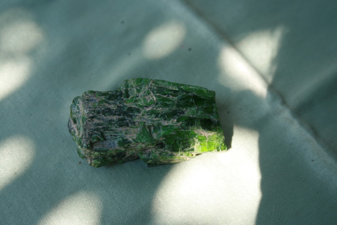 Diopside is called the crying stone because can heal trauma 4810